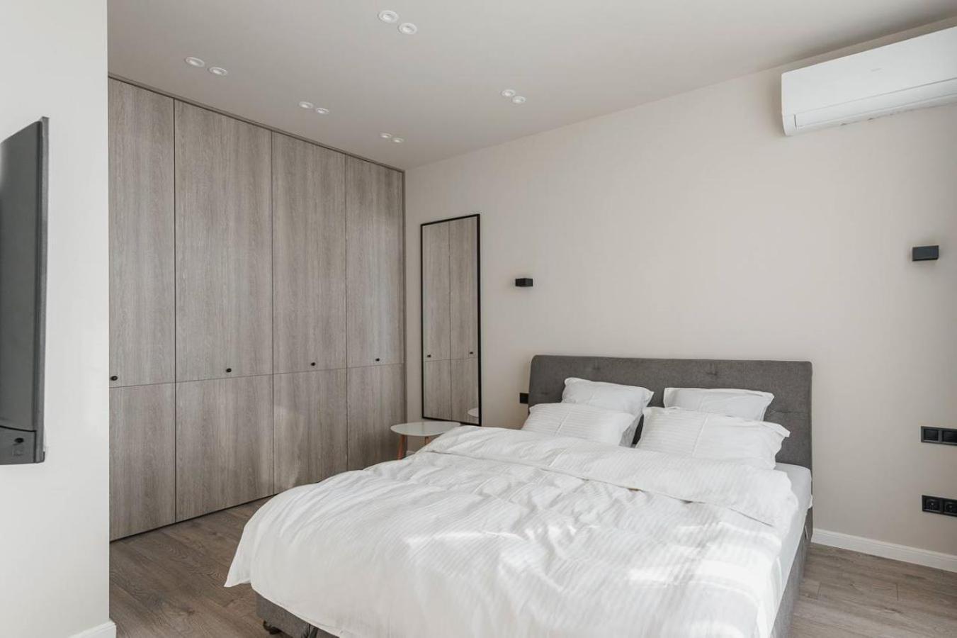 Noviy Bereg Design Apartment Odesa Exterior photo